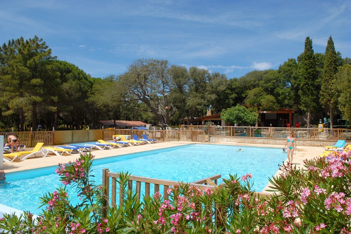 Early booking: réservez avant 6 février 2018 et bénéficiez jusqu'à -35% de remise+ frais de dossier offerts