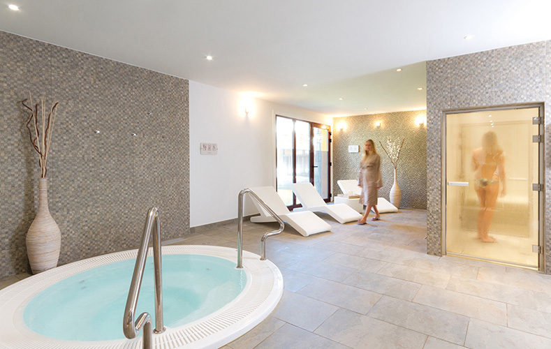 Super deal: MONTGENEVRE Résidence Club MMV Le Hameau des Airelles****