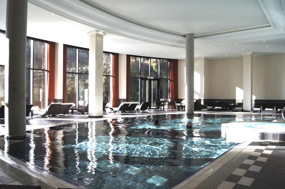 Charbonnières Les Bains, Rhône-Alpes: en hotel 5* avec ccès spa et champagne