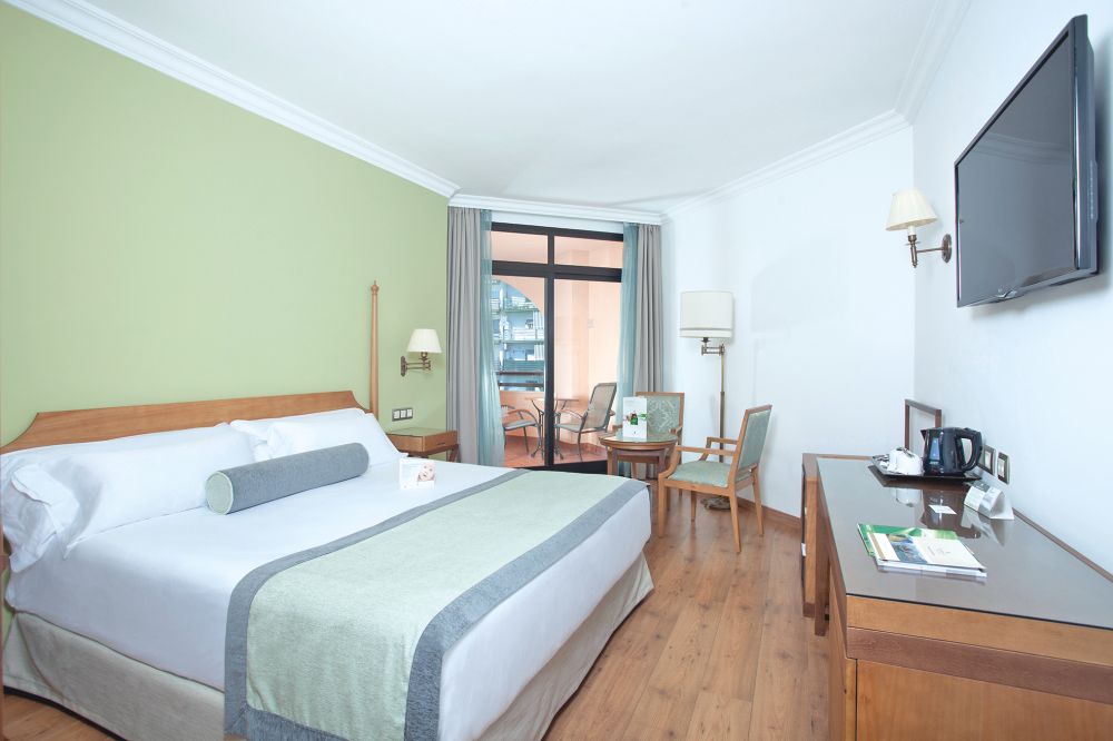 Espagne, Costa del sol, Marbella: 8j/7n en hôtel 4* avec petit déjeuner, vols A/R et transferts inclus pour 2 adultes