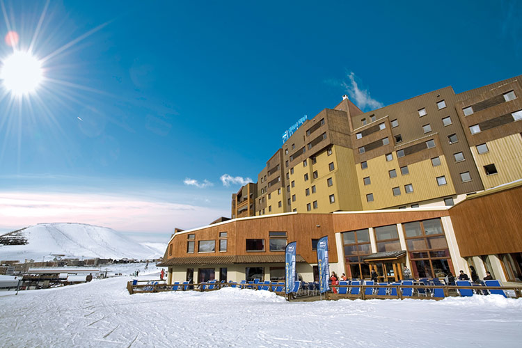 Départ immédiat ski: jusqu'à 35% de réduction ou jusqu'à 2 enfants de moins de 12 ans gratuit pour 2 adultes achetés!