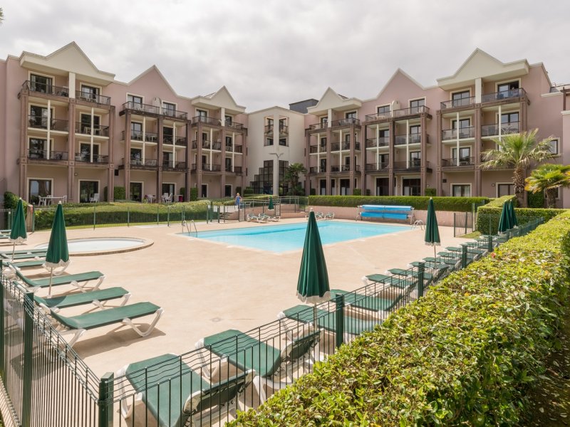 Bretagne, Perros-Guirec: 7nuits en Résidence P&V 3*, appt. 5pers. à 50 m de la plage