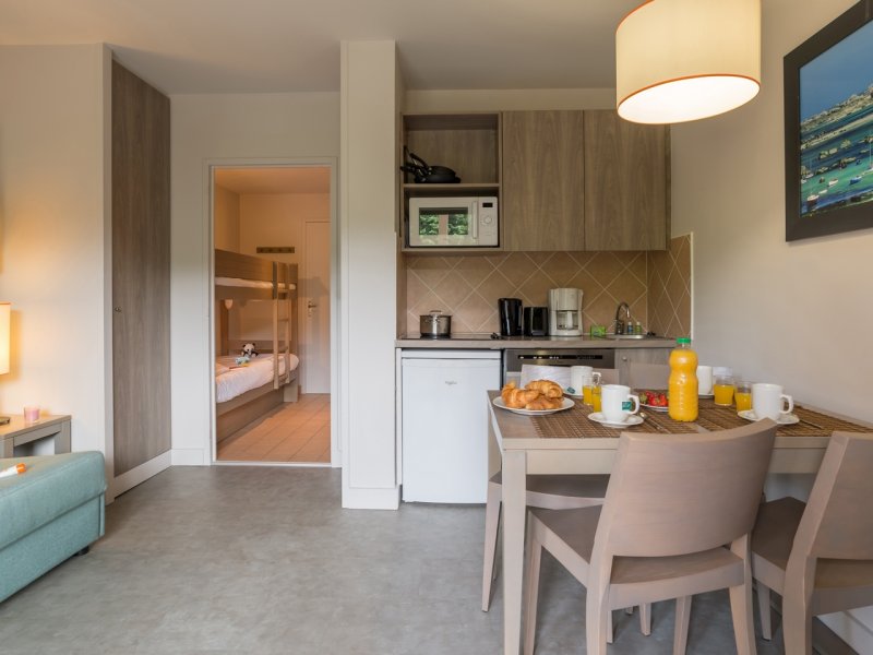 Bretagne, Perros-Guirec: 7nuits en Résidence P&V 3*, appt. 5pers. à 50 m de la plage