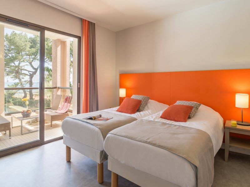 Bretagne, Perros-Guirec: 7nuits en Résidence P&V 3*, appt. 5pers. à 50 m de la plage