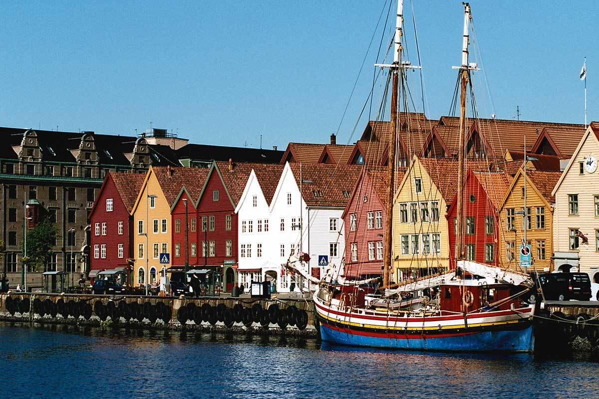 Jusqu'à 300€ de réduction/adulte sur une sélection de circuits à destination de l'Irlande, de l'Ecosse et de la Norvège